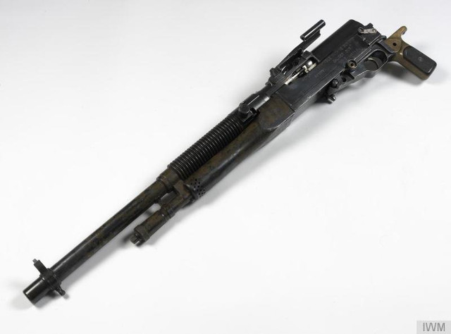 picture of Hotchkiss light machine gun
