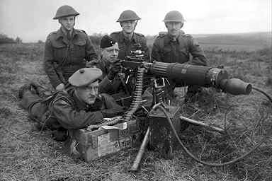 Picture of Vickers gun crew